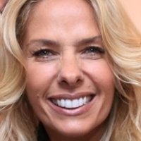 Adriane Galisteu Nagie