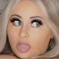 Amyvx Nagie