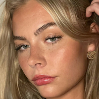 ariah_is_blonde Nagie
