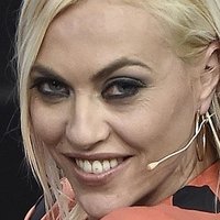 Daniella Blume Nagie