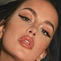 Ellie Robinson Nagie