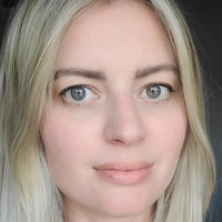 Elyse Willems Nagie