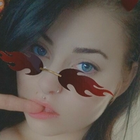 Emily Erdbeer Nagie
