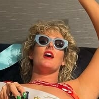 Emmy Legs Nagie