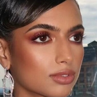 Ishana Night Shyamalan Nagie