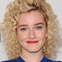 Julia Garner Nagie