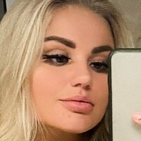 Juliamarkhams Nagie