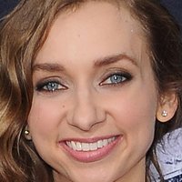 Lauren Lapkus Nagie