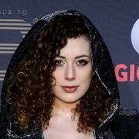 Leila Lowfire Nagie