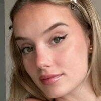 Lia Sikora Nagie