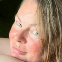 lisahenderson2 Nagie