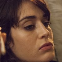 Lizzy Caplan Nagie