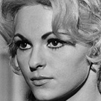 Maria Rohm Nagie