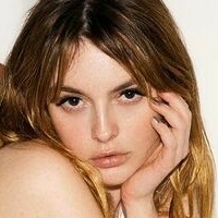 Melis Sezen Nagie