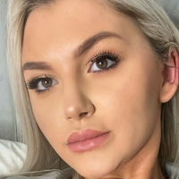 morganhollymoore Nagie