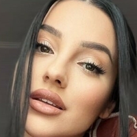 Nikoleta Milenova Nagie