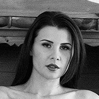 Olga Kaminska Nagie