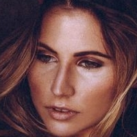 Olivia Pougnet Nagie