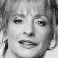 Patti LuPone Nagie