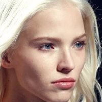 Sasha Luss Nagie