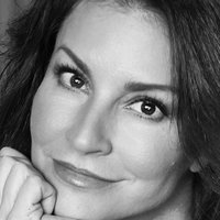 Simmone Jade Mackinnon Nagie