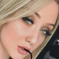 Sky Mckenzie Nagie