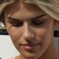 Sophie Schnur Nagie