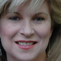 Tracie Savage Nagie
