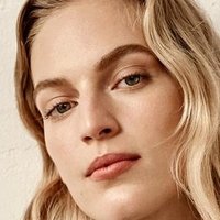 Vanessa Axente Nagie
