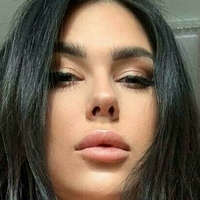 vikkikiss Nagie