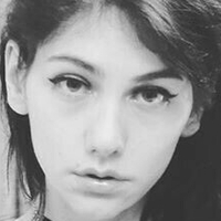 Zheanna Erose Nagie